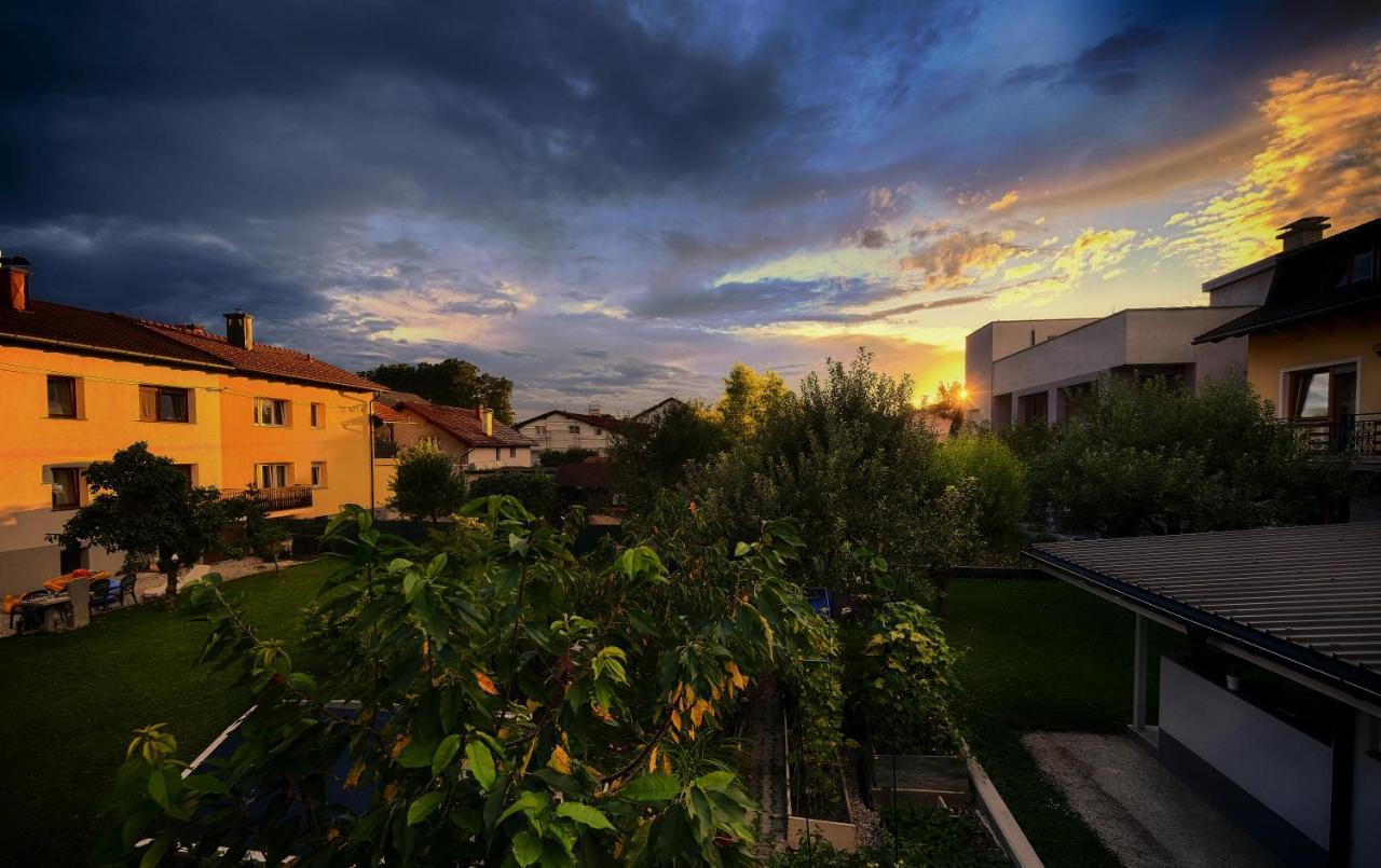 Appartamento New With Aircon & Free Parking *